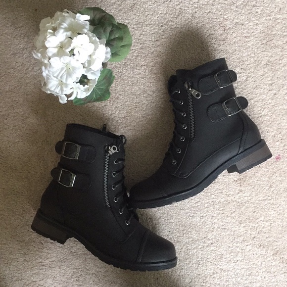 BAMBOO Shoes - FINAL PRICE Boutique Two-Buckle Combat Boot